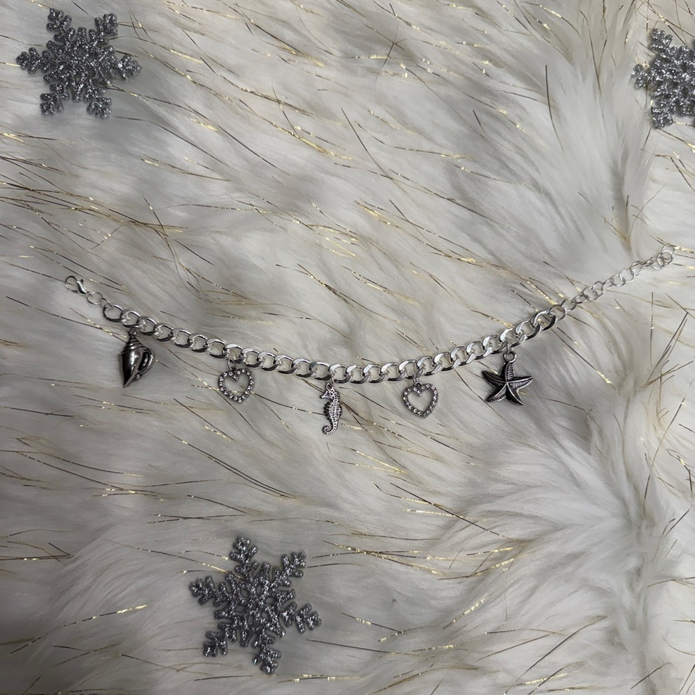 Handmade Silver Plated Charm Bracelet with Sea Charms - Picture 4 of 9
